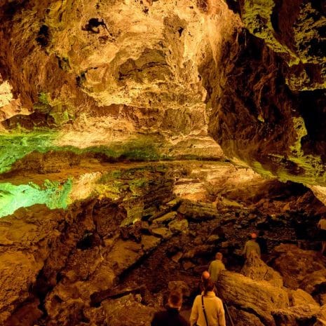 cueva de los verdes