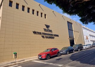 Teatro Victor Fernández Gopar “El Salinero”