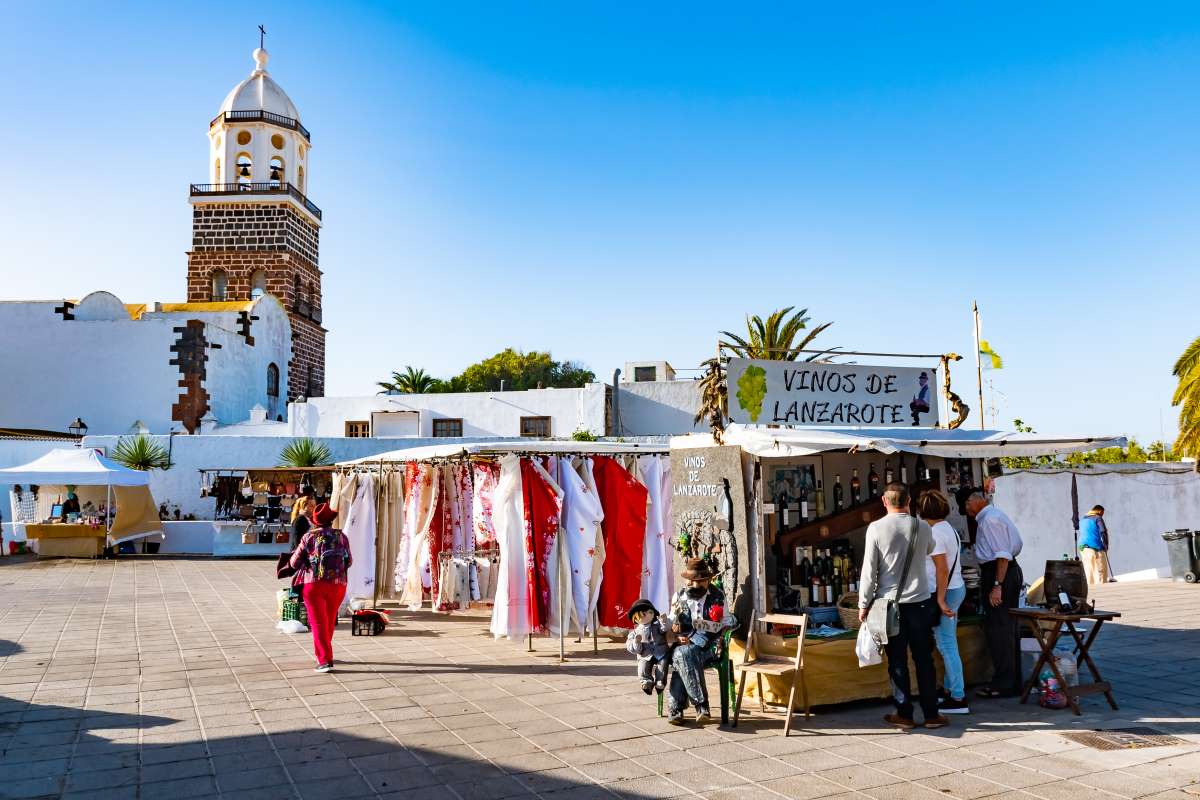 que merece la pena comprar en lanzarote